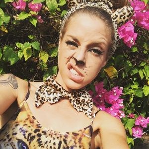 Meet your Posher, Leah